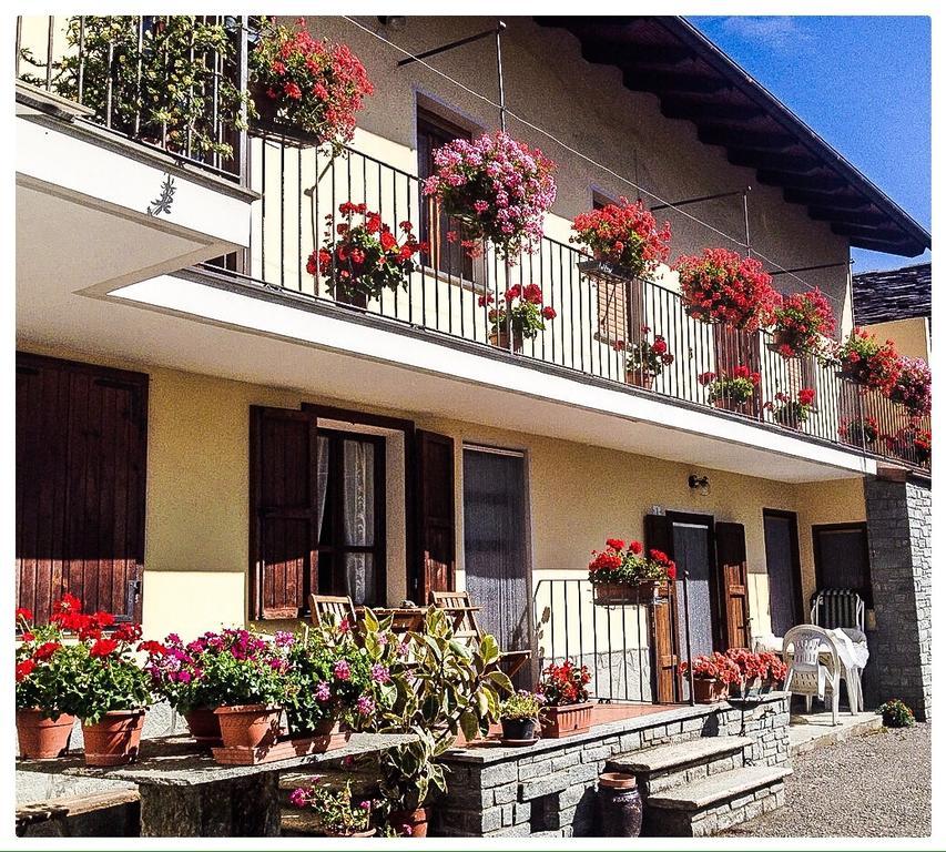 Agriturismo La Grange Пон-Сен-Мартин Екстериор снимка